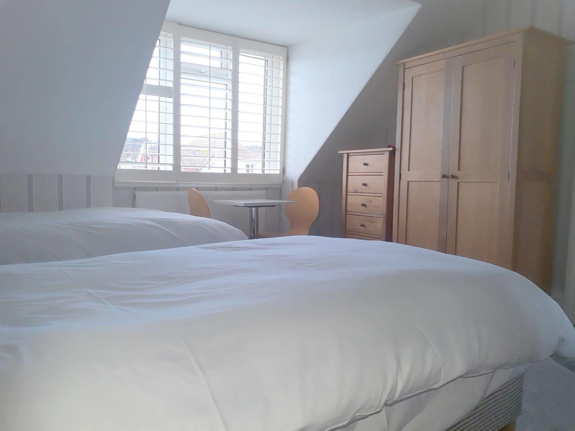 Crossroads Hotel Bournemouth Dış mekan fotoğraf